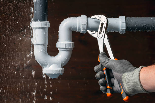 Professional Drain Cleaning technician working in Lisbon, MD